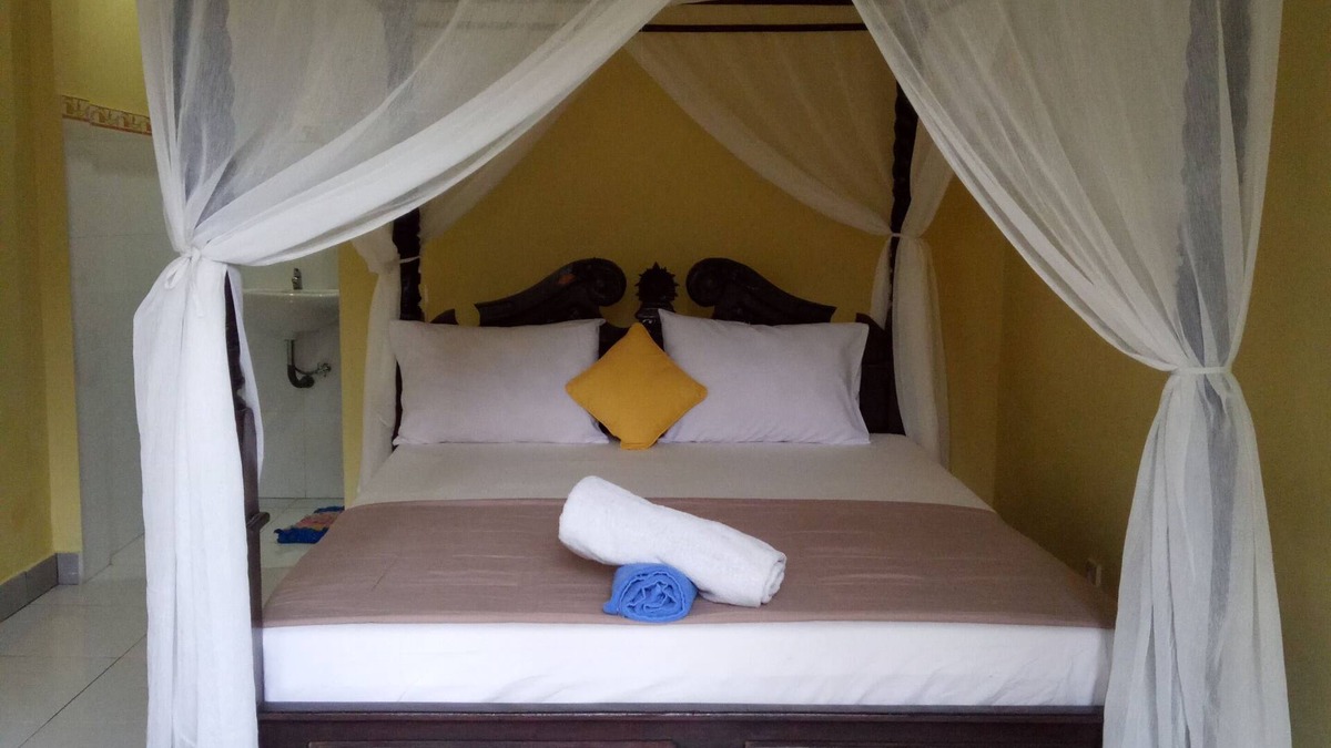 Peliatan House | Nyoman Warta Accomodation located in ubud area. Near by mongkey forest and