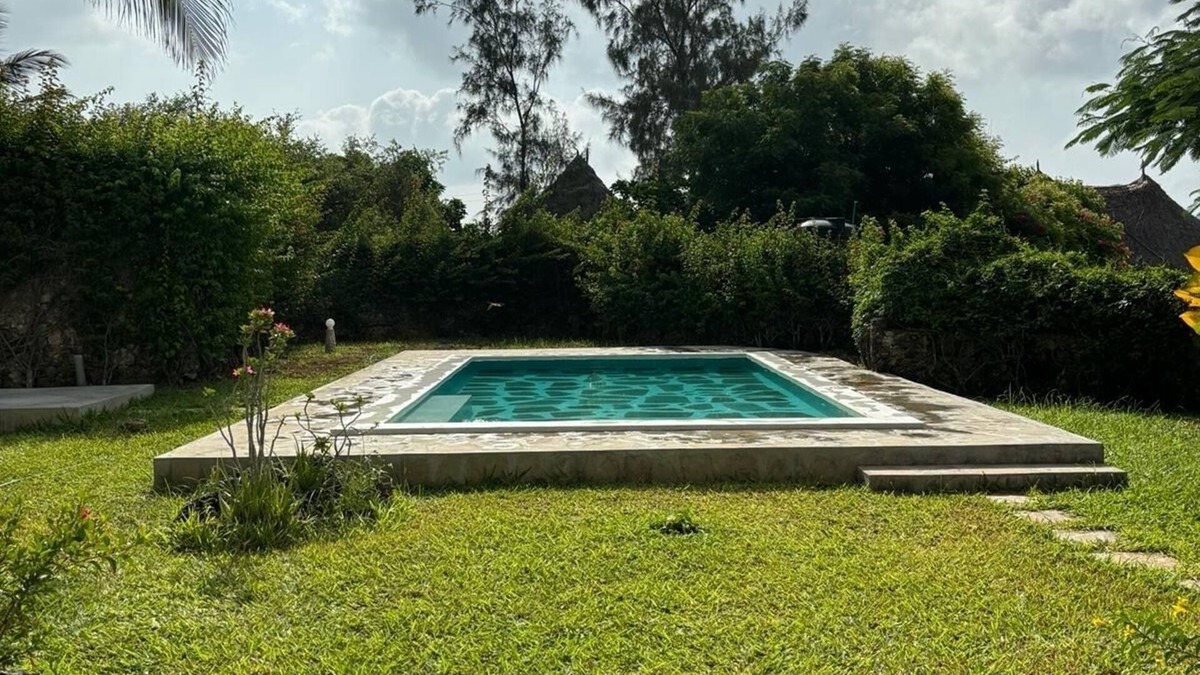 Watamu Villa | Nyumba Sara (sea front villa)