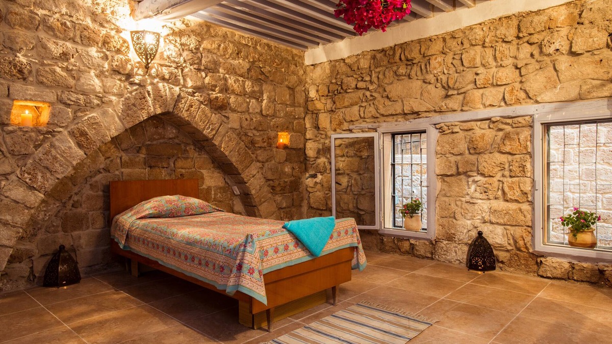 Acre Old City Apartment | Nzar Khoury For Hosting (Studio)