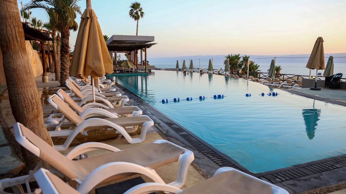 Sweimeh Hotel | O Beach Hotel & Resort