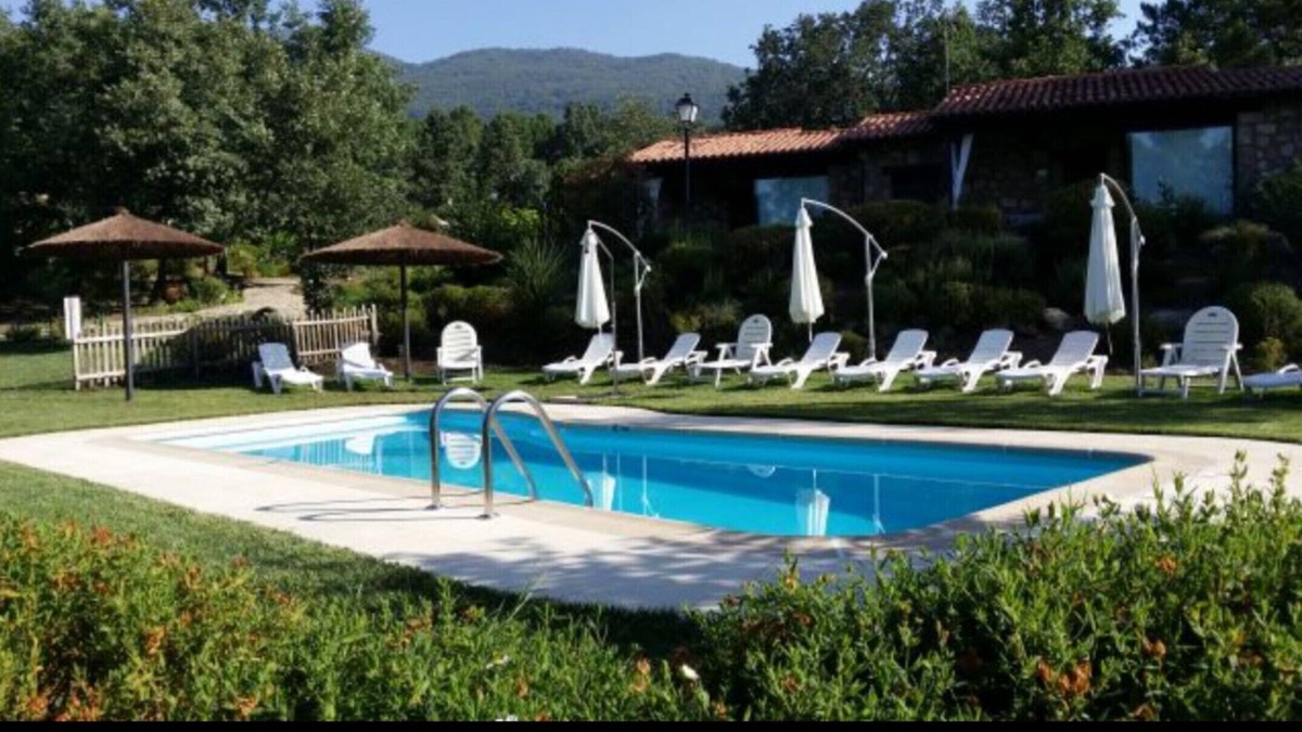 Valverde de la Vera Cottage | Oak Apartments. 2 bedrooms. Little paradise in the mountains