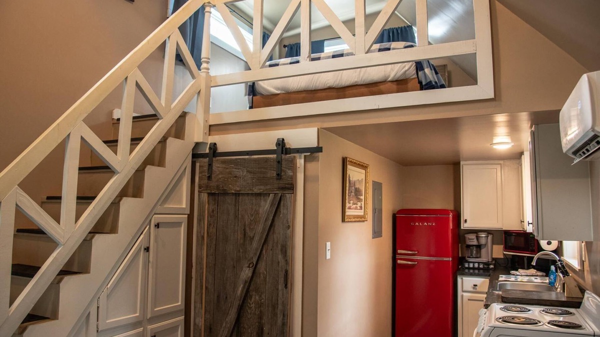 Coalmont Cottage | Oak Cabin at Ranger Creek