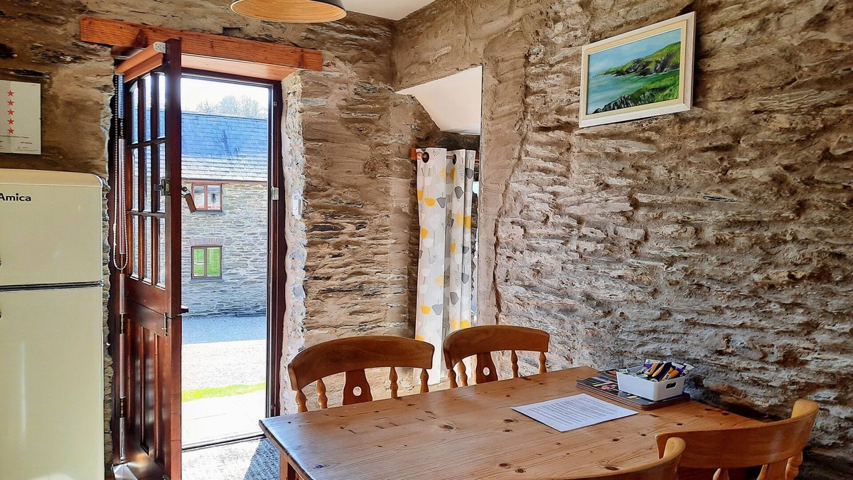 Tremain Cottage | Oak Cottage - Two bedroom cottage - Cardigan Bay, West coast of Wales