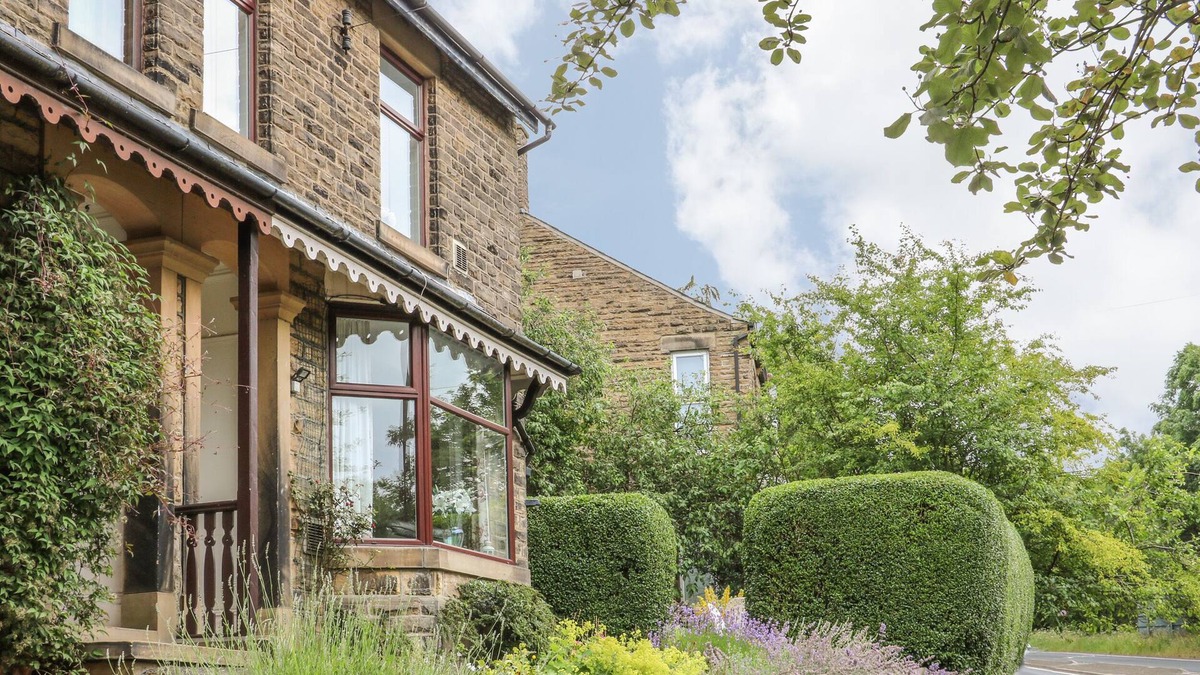 Hayfield Cottage | OAK DENE, family friendly, character holiday cottage in Hayfield