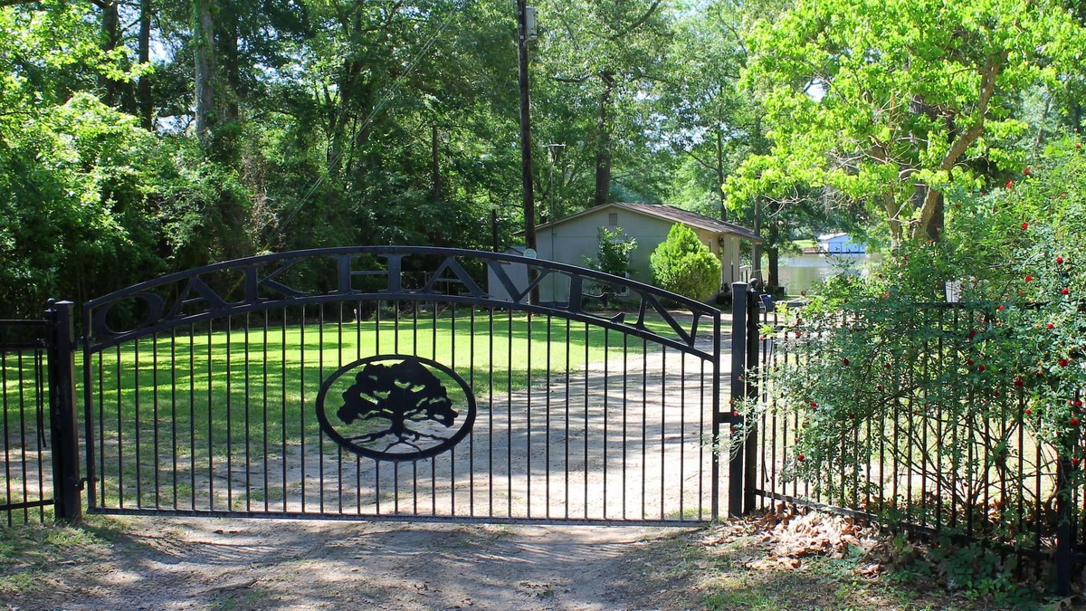 Long Branch Cottage | Oak Haven Lakeside Cottages - Private Vacation Rental On Beautiful Lake Murvaul