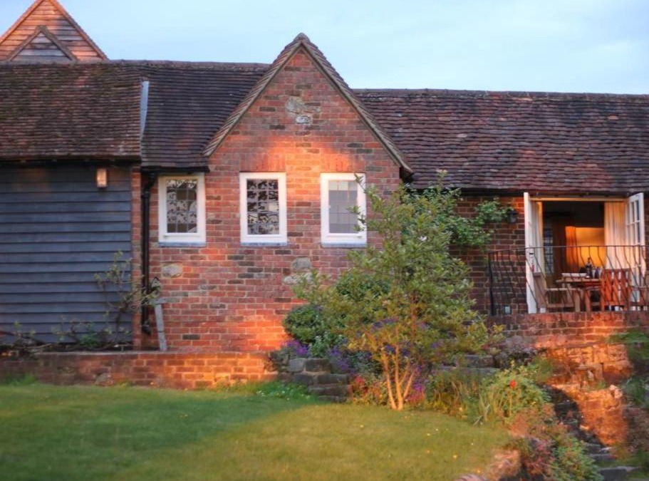 Hever Apartment | Oak House Farm