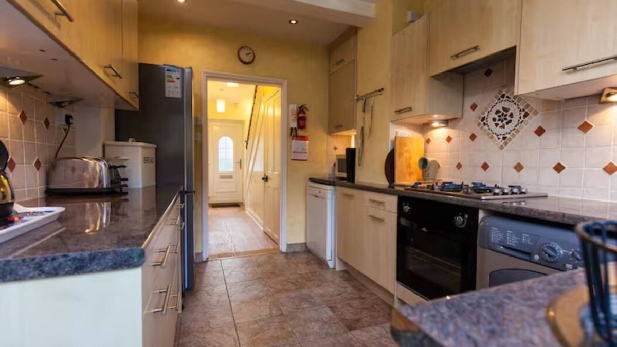 Machynlleth Cottage | Oak House