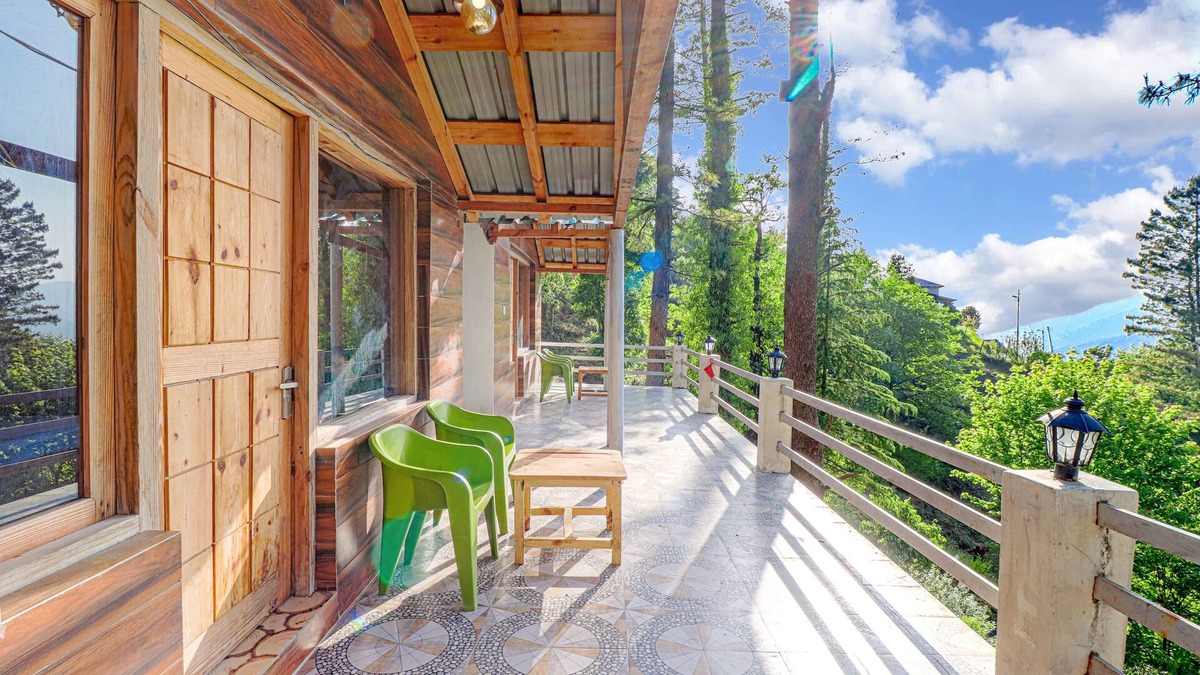 Pangot Villa | Oak N Pine by Dumnu Homes