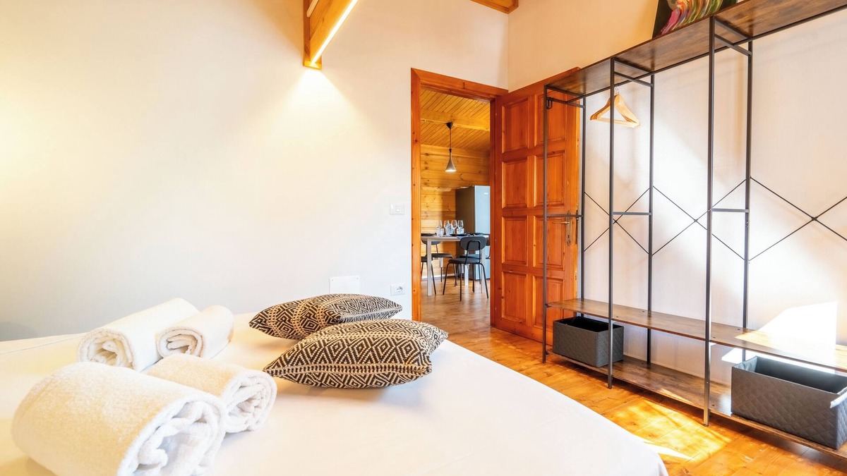 Badesi Cabin | Oak Nest Nature Lodge- Wooden lodge with sea view- Dinotti