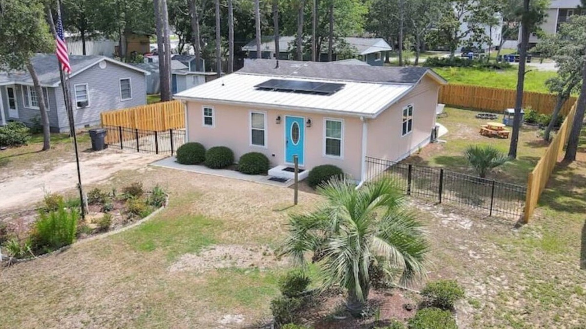 Yaupon Beach House | Oak & Olive - Oak Island, NC