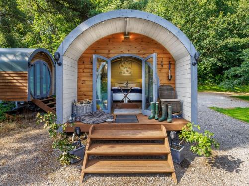 Crickhowell House | Oak Retreat - Uk46650