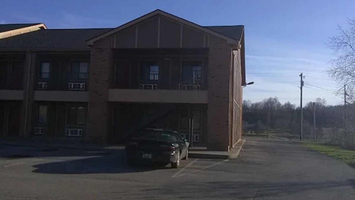 Irvine Hotel | Oak Tree Inn