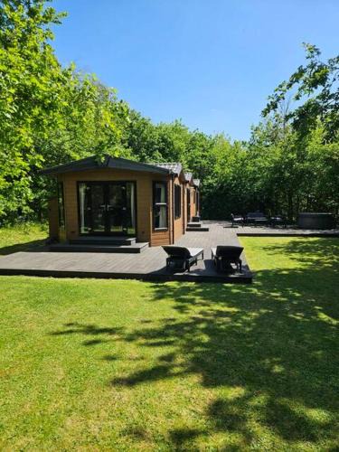 Denstone House | Oak Tree Lodge with Hot Tub near Alton Towers