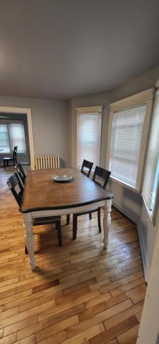 Oakdale Apartment | Oakdale Area Nice Location
