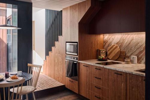 Launceston CBD House | Oakden-The Workers Cottage-Architectural city stay