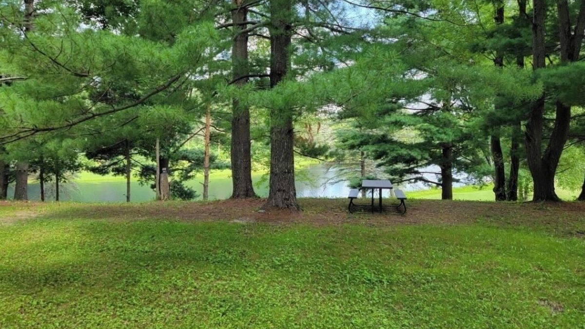 Davison RV Rental | OakHill a Peaceful Paradise!