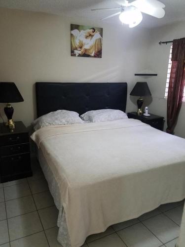 Constant Spring Apartment | Oaklands Apartment Two Bedroom
