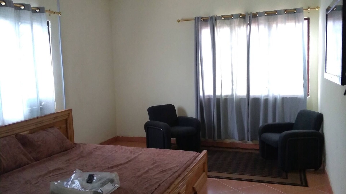 Pepease House | Oaks : Private Room 6