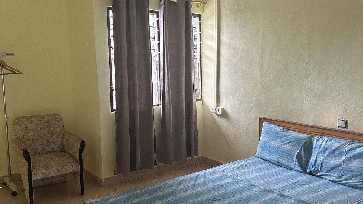 Pepease House | Oaks : Private Room 7