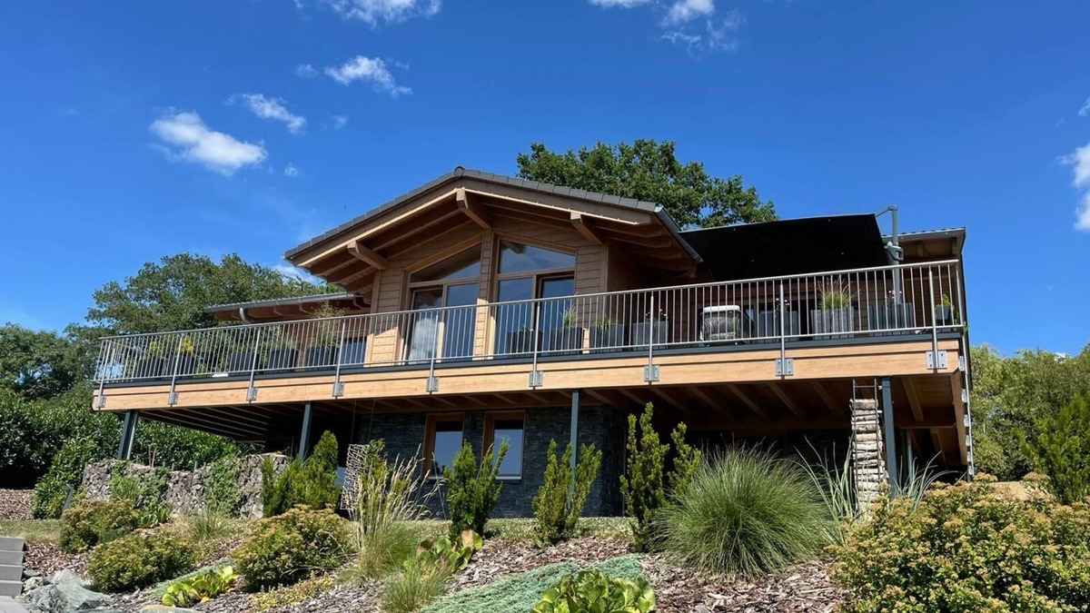 Niedershausen Ski Chalet | Oaktree Cottage
