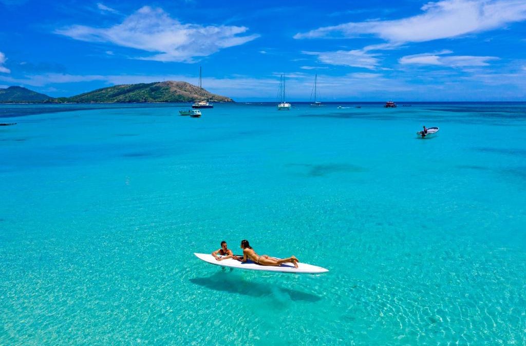 Nacula Island Hotel | Oarsman's Bay Lodge