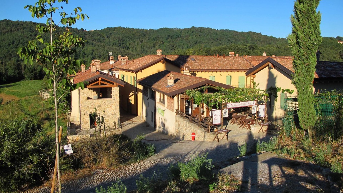 Rovagnate House | Oasi di Galbusera Bianca