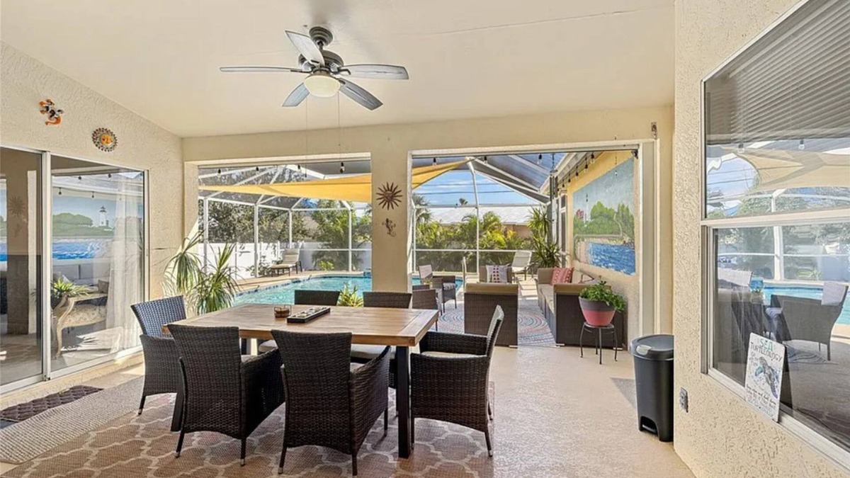 Pelican House | Oasis: 3-bedroom house with POOL and beautiful Screened back patio in Cape Coral