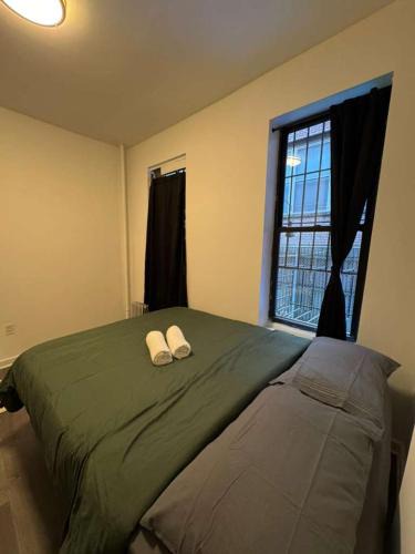 Central New York City House | Oasis Apartment by Columbus Circle & Times Square in Manhattan