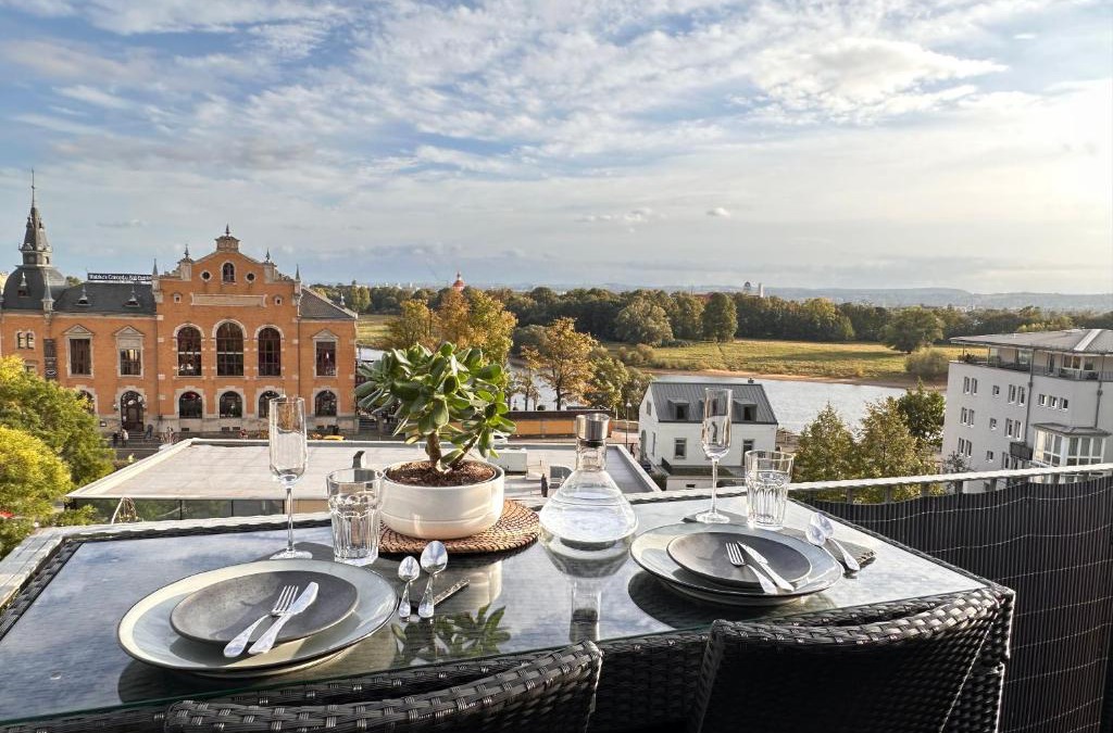 Mickten Apartment | Oasis Appart - Wohnen am Elbtal - Balkon - Netflix - Tiefgarage
