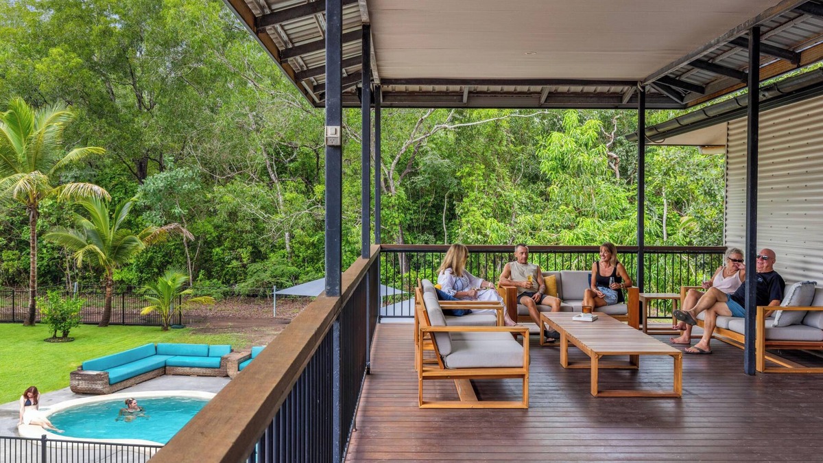 Dundee Beach House | Oasis by Anglers Choice