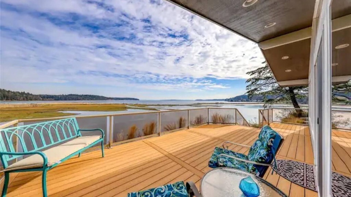 Port Hadlock House | Oasis By The Sea