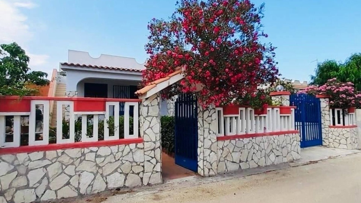 Reitani House | Oasis Home