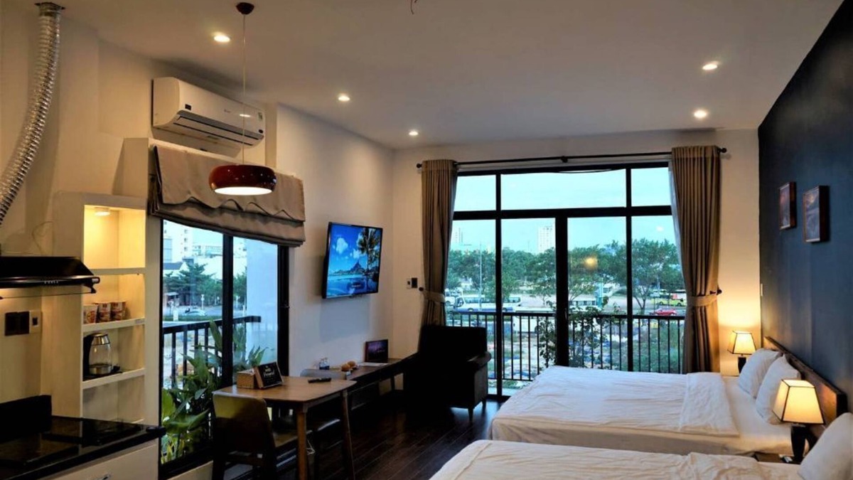 Son Tra Apartment | OASIS-NEAR SEA-BATH UP-BALCONY-STUDIO ROOM