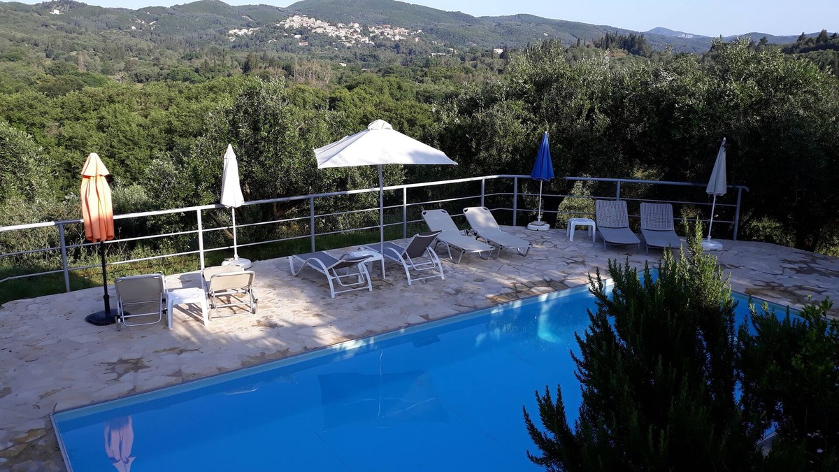 Giannades Resort | Oasis of peace in 11,000 sqm olive grove Private pool 3 km from the sea, away from tourism