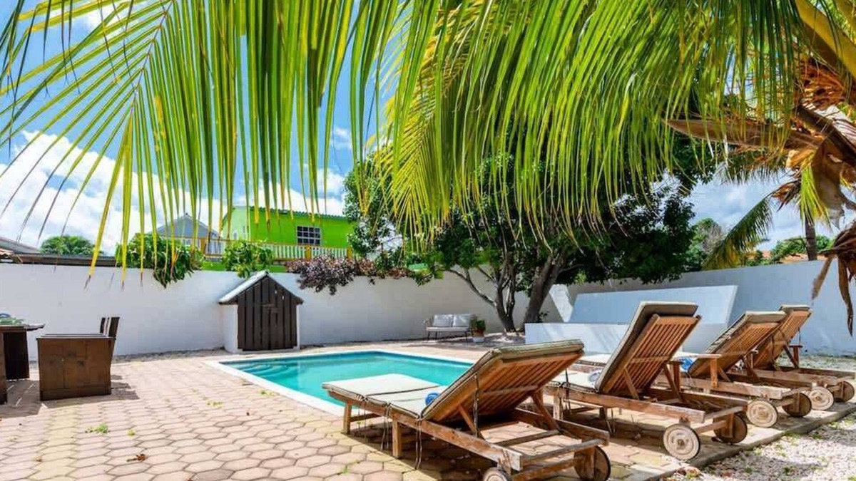 Sunset Heights Villa | Oasis on the Hill - Sunset Heights
