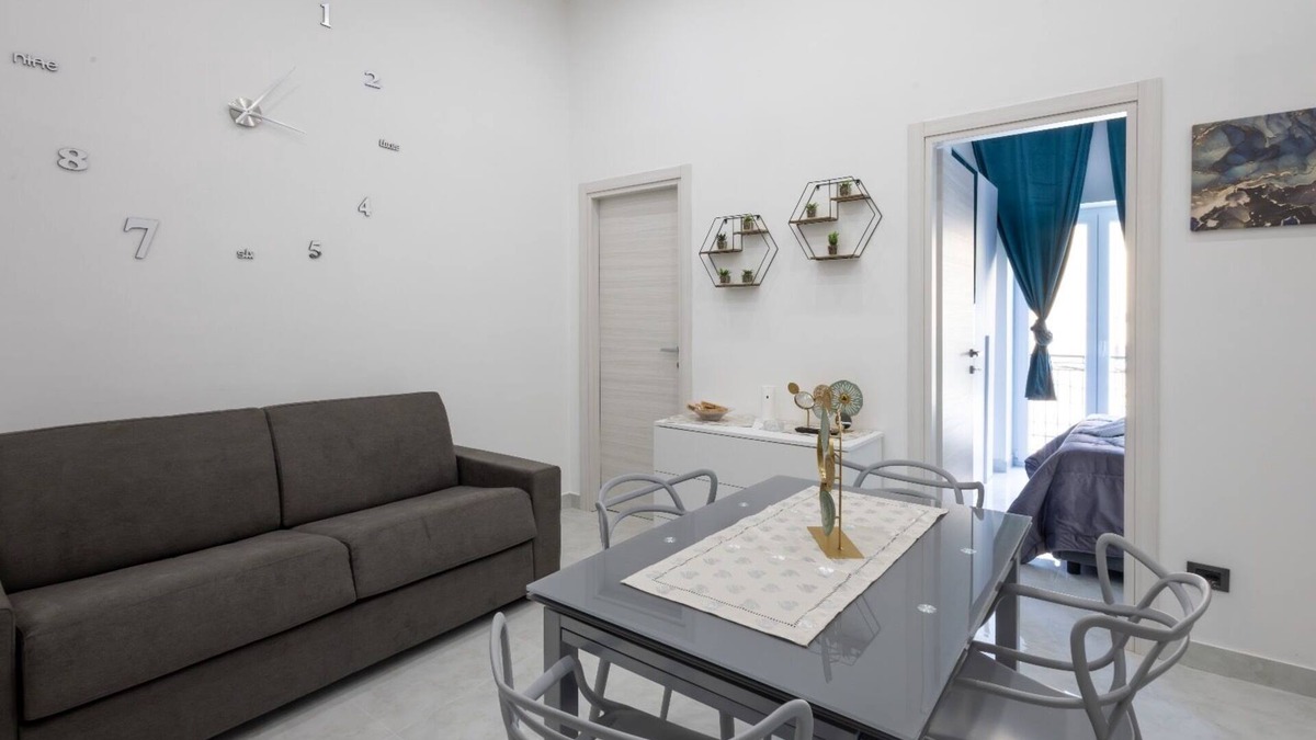 Casoria Apartment | Oberdan Palace studio apartment3