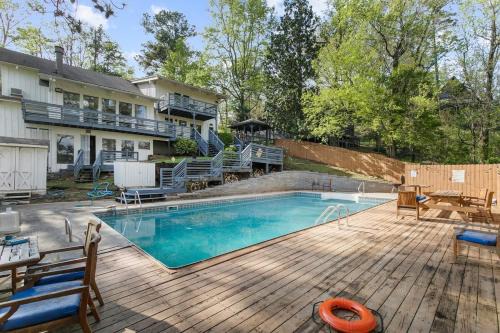 Crestline Heights House | Observatory Drive Terrace House