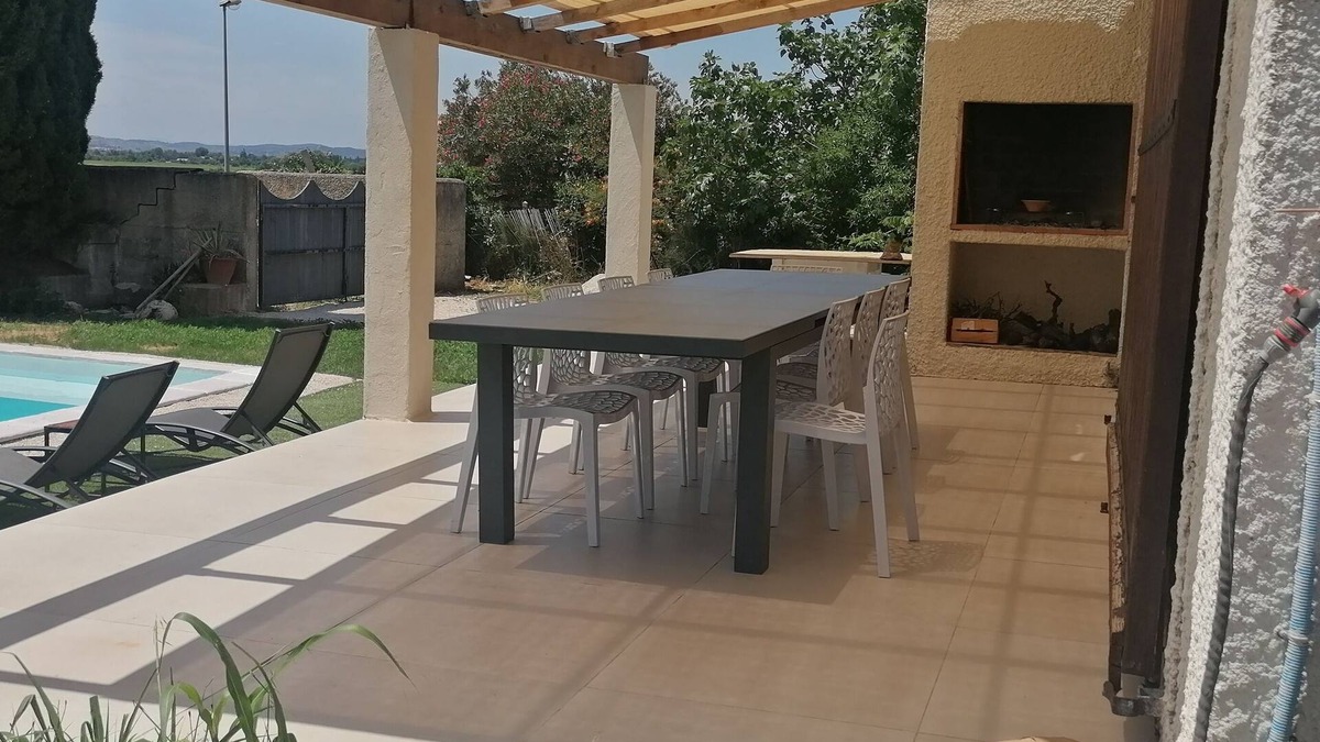 Armissan House | Occitan villa with swimming pool 15 minutes from the sea. Pets allowed