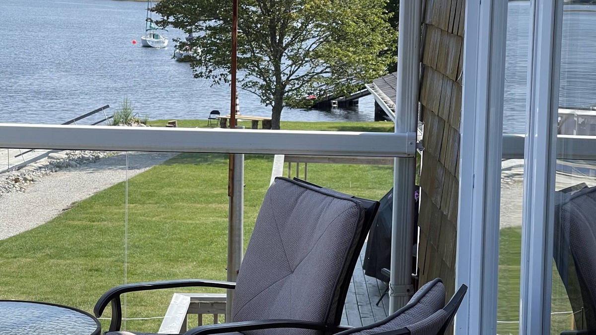 Todds Island Apartment | Oceanfront 2BR Private Apartment