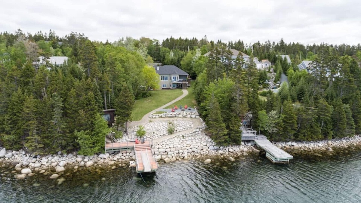 Masons Point Villa | Oceanfront Villa St. Margaret's Bay