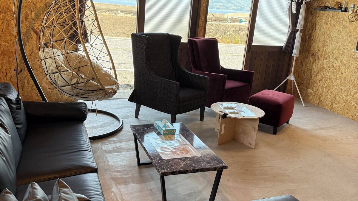 Waki-cho House | Oceanfront! A renovated old house with a great view from the second floor terrace.