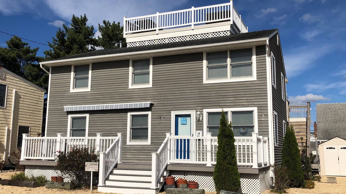 Holgate House | Ocean and Bay on LBI!