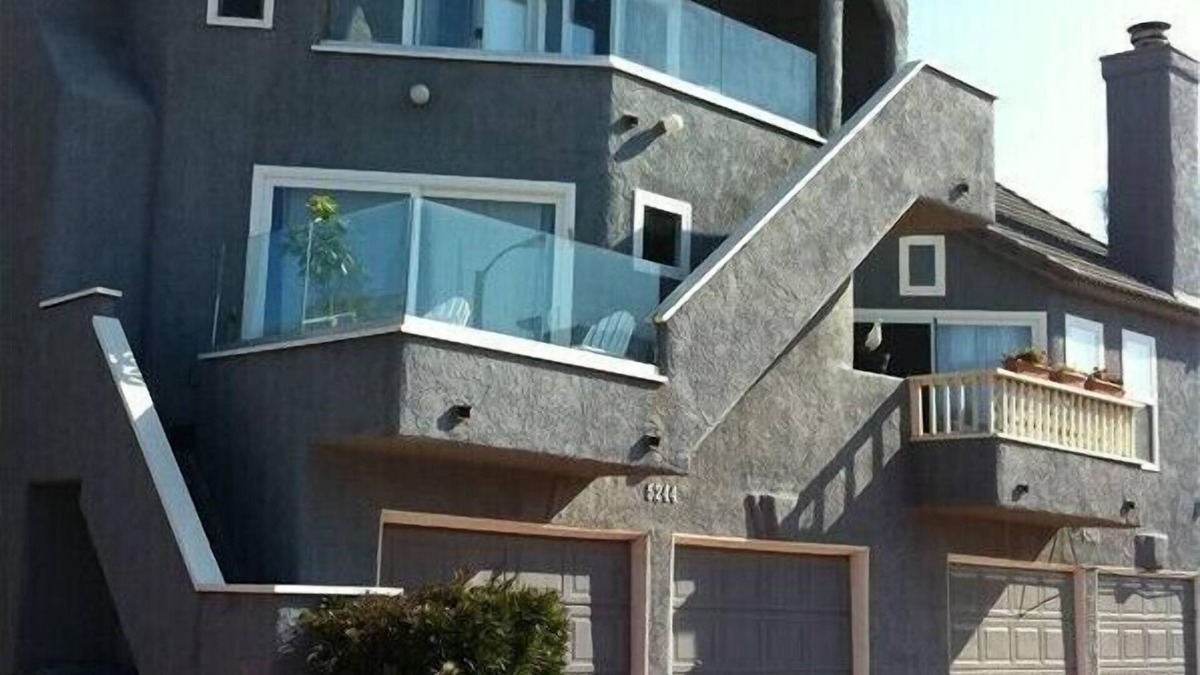 Oxnard Shores House | Ocean and Beach View Townhouse at Mandalay Beach in Oxnard, California