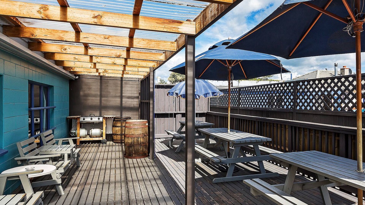 Saint Kilda Hotel | Ocean Beach Hotel