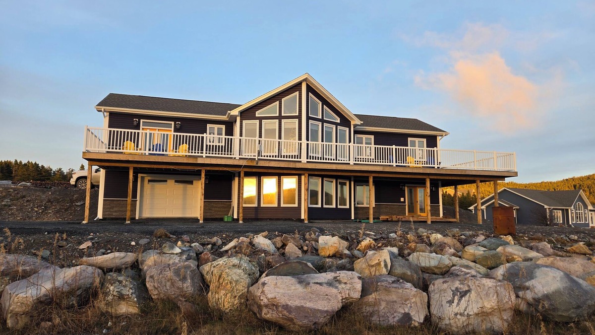 Heart's Content House | Ocean Blue Vacation Home
