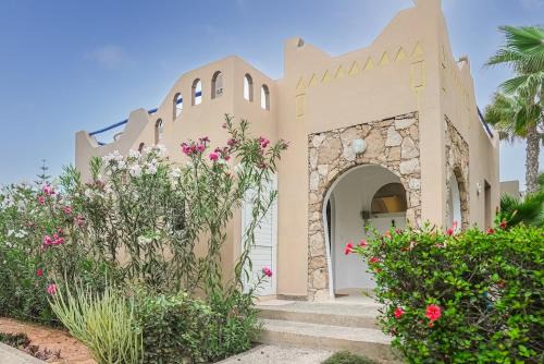 Arbaa Sahel House | Ocean Breeze 2BR Escape Walk to the Waves