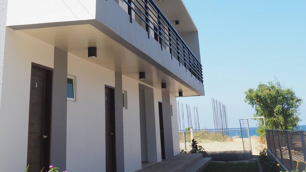 Bacnotan Resort | Ocean Breeze Resort Suites