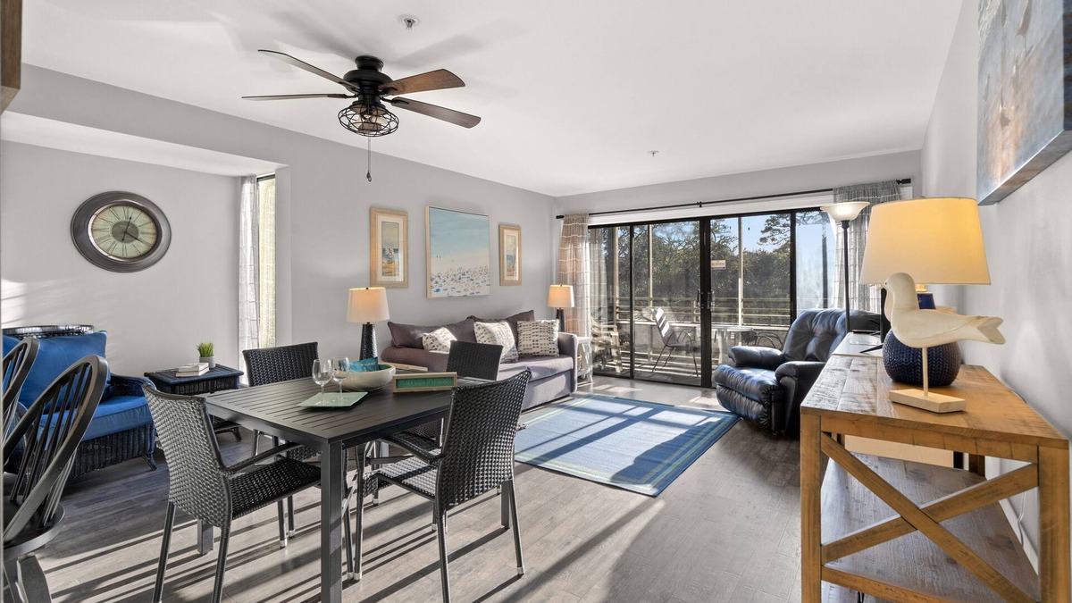 Briarcliffe Acres Condo | Ocean Creek Lodge 2301 - 2 Bedroom - Pool - Beach