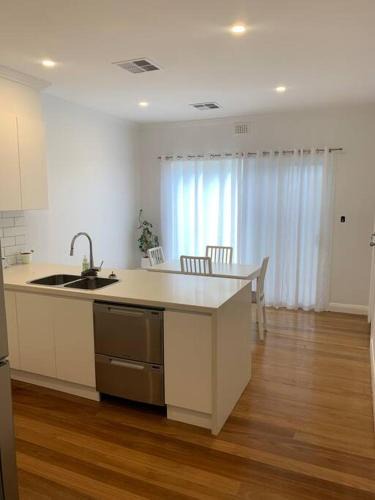 Playford House | Ocean Eyre