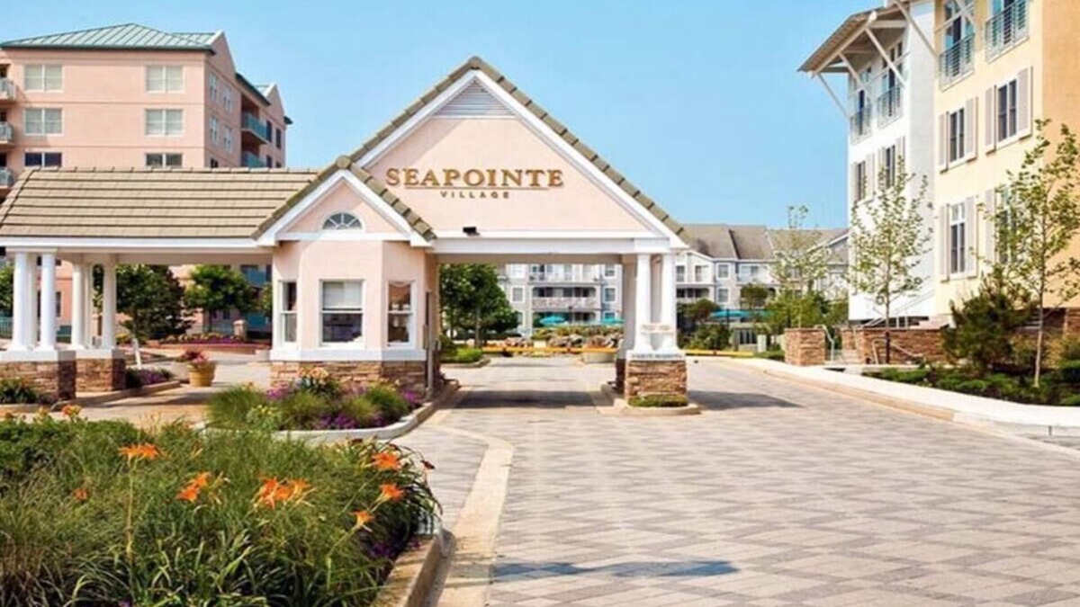 Diamond Beach Condo | OCEAN FRONT BLDG-RENOVATED 2BDRM/2 FULL BATH - Seapointe Village W/Private Beach